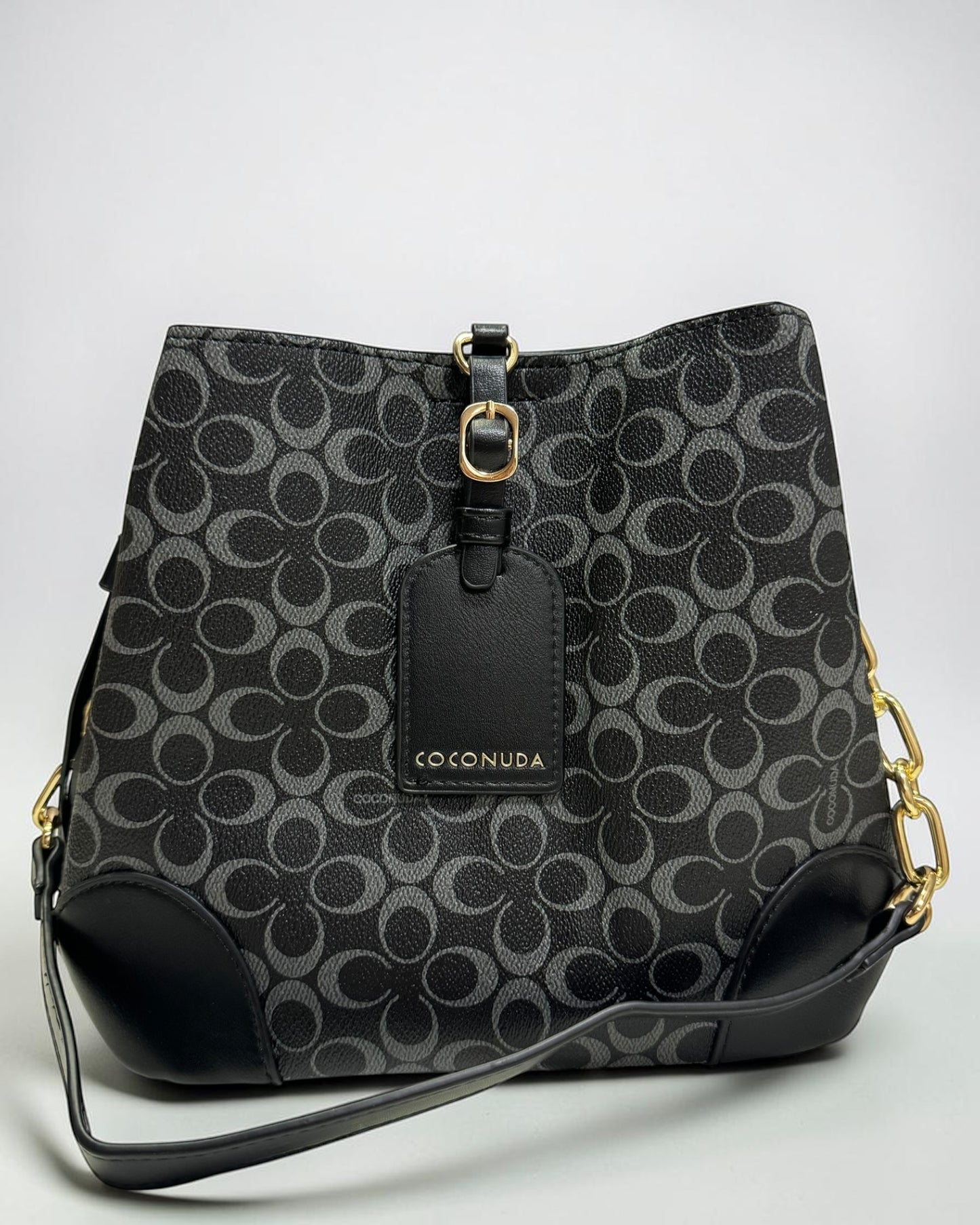 Coconuda logo-printed bucket bag