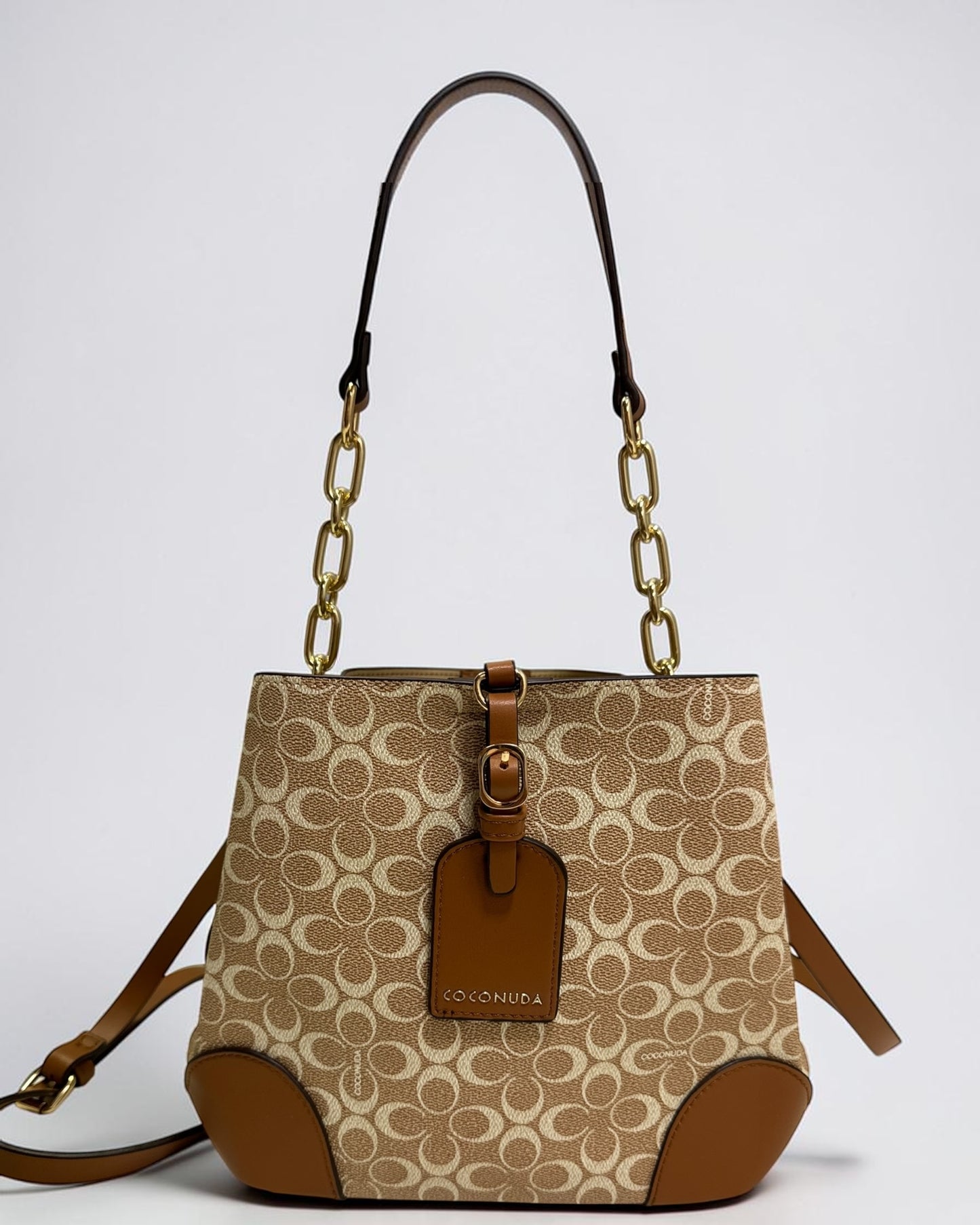 Coconuda logo-printed bucket bag